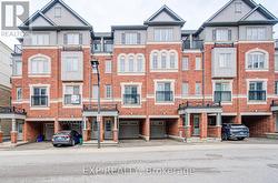 2723 DEPUTY MINISTER PATH  Oshawa, ON L1L 0M7