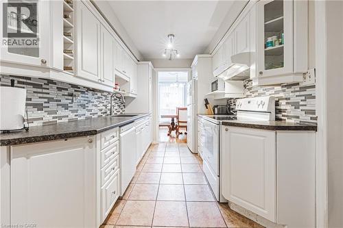 1576 NEWLANDS Crescent Unit# 60  Burlington, ON L7M 1V6