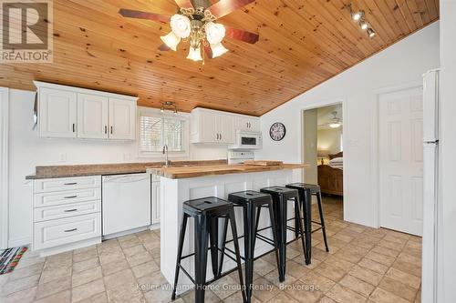 973 Road 10 West, Mapleton, ON - Indoor Photo Showing Kitchen