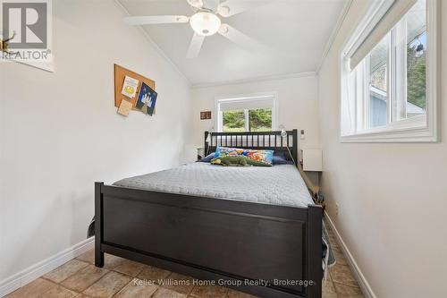 973 Road 10 West, Mapleton, ON - Indoor Photo Showing Bedroom