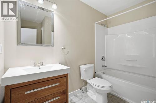 22 9 Pearson Place, Saskatoon, SK - Indoor Photo Showing Bathroom