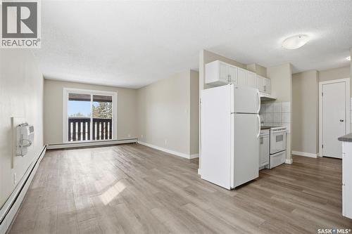 22 9 Pearson Place, Saskatoon, SK - Indoor Photo Showing Kitchen