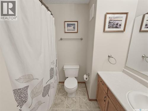 533 Palliser Drive, Swift Current, SK - Indoor Photo Showing Bathroom