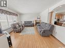 533 Palliser Drive, Swift Current, SK  - Indoor Photo Showing Living Room 