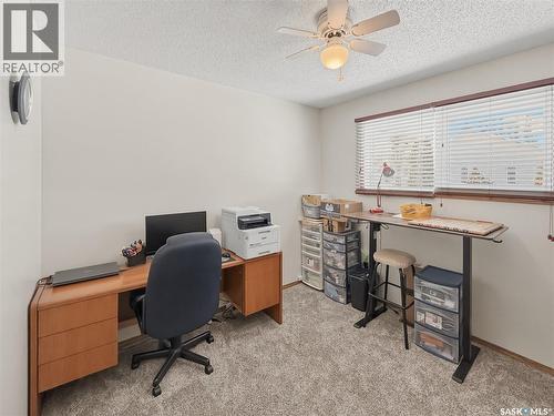 533 Palliser Drive, Swift Current, SK - Indoor Photo Showing Office