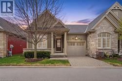 215 VANSICKLE Road Unit# 8  St. Catharines, ON L2S 0E3