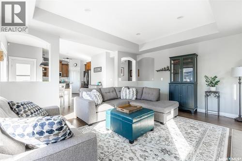 562 Evergreen Boulevard, Saskatoon, SK - Indoor Photo Showing Living Room