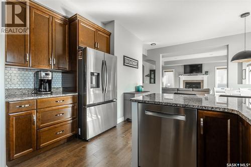 562 Evergreen Boulevard, Saskatoon, SK - Indoor Photo Showing Kitchen With Stainless Steel Kitchen
