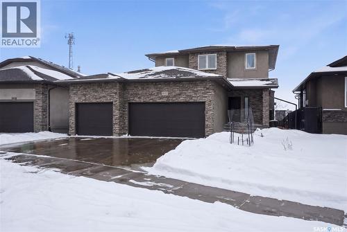 1532 Maple Hill Crescent N, Regina, SK - Outdoor With Facade