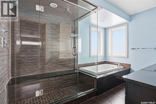 1532 Maple Hill Crescent N, Regina, SK - Indoor Photo Showing Bathroom