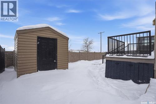 1532 Maple Hill Crescent N, Regina, SK - Outdoor