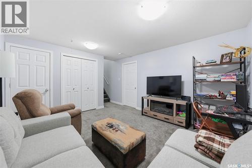 3154 33Rd Street W, Saskatoon, SK - Indoor Photo Showing Living Room