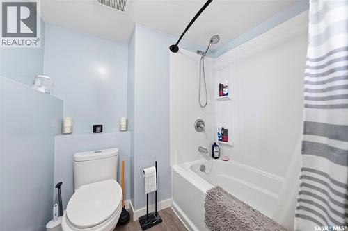 3154 33Rd Street W, Saskatoon, SK - Indoor Photo Showing Bathroom