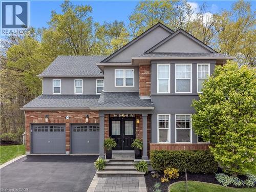 103 GLAZEBROOK Crescent  Cambridge, ON N1T 2H8