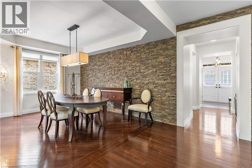 103 Glazebrook Crescent, Cambridge, ON - Indoor Photo Showing Dining Room