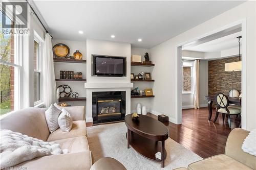 103 Glazebrook Crescent, Cambridge, ON - Indoor Photo Showing Living Room With Fireplace