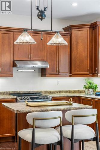 103 Glazebrook Crescent, Cambridge, ON - Indoor Photo Showing Dining Room
