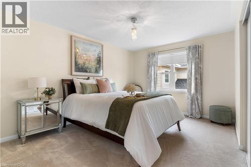 103 Glazebrook Crescent, Cambridge, ON - Indoor Photo Showing Bedroom