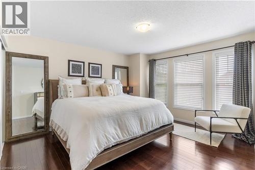 103 Glazebrook Crescent, Cambridge, ON - Indoor Photo Showing Bedroom