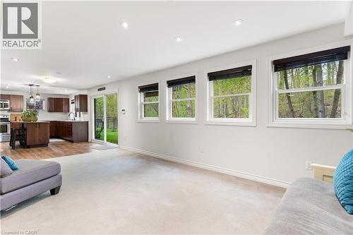 103 Glazebrook Crescent, Cambridge, ON - Indoor Photo Showing Living Room