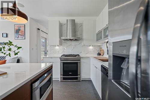 230 Trimble Lane, Saskatoon, SK - Indoor Photo Showing Kitchen With Upgraded Kitchen
