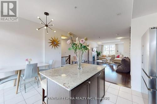 17 Cathedral High Street, Markham, ON - Indoor