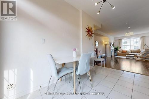 17 Cathedral High Street, Markham, ON - Indoor