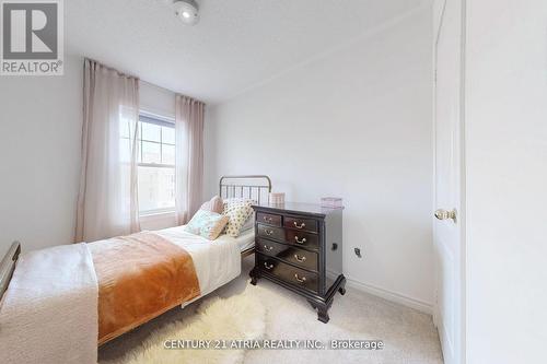 17 Cathedral High Street, Markham, ON - Indoor Photo Showing Bedroom
