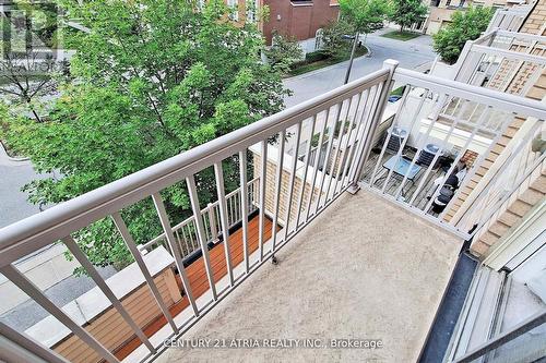 17 Cathedral High Street, Markham, ON - Outdoor