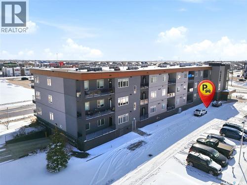 211 770 Childers Crescent, Saskatoon, SK - Outdoor