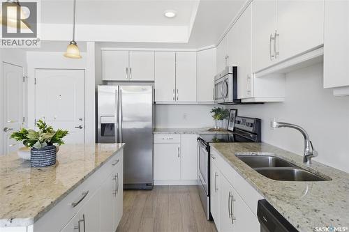 211 770 Childers Crescent, Saskatoon, SK - Indoor Photo Showing Kitchen With Double Sink With Upgraded Kitchen