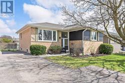 456 DELREX BOULEVARD  Halton Hills, ON L7G 4J2