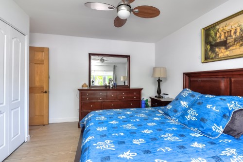 Master Bedroom - 5715 Boul. Payer, Longueuil (Saint-Hubert), QC - Indoor Photo Showing Bedroom