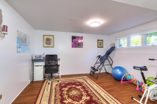 Bedroom - 5715 Boul. Payer, Longueuil (Saint-Hubert), QC - Indoor Photo Showing Gym Room