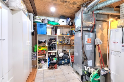 Workshop - 5715 Boul. Payer, Longueuil (Saint-Hubert), QC - Indoor Photo Showing Basement