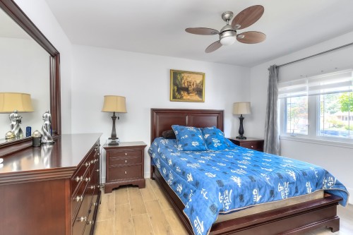 Master Bedroom - 5715 Boul. Payer, Longueuil (Saint-Hubert), QC - Indoor Photo Showing Bedroom