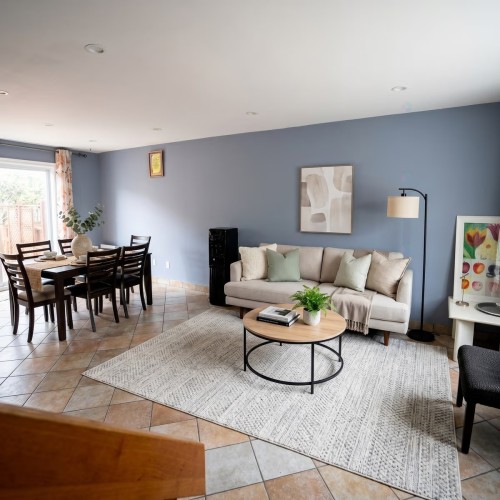 Salon - 524 Rue Lauzon, Laval (Sainte-Dorothée), QC - Indoor Photo Showing Living Room