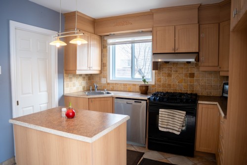 Cuisine - 524 Rue Lauzon, Laval (Sainte-Dorothée), QC - Indoor Photo Showing Kitchen