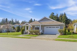1386 Gabriola Dr Parksville, BC V9P 2T5