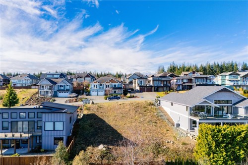 750 Nelson Rd, Campbell River, BC 