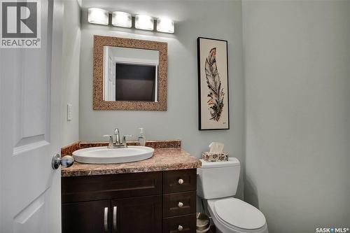 158 Cornish Road, Saskatoon, SK - Indoor Photo Showing Bathroom