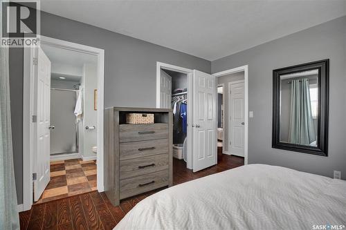 158 Cornish Road, Saskatoon, SK - Indoor Photo Showing Bedroom