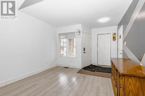 125 Hawkins Drive, Cambridge, ON - Indoor Photo Showing Other Room