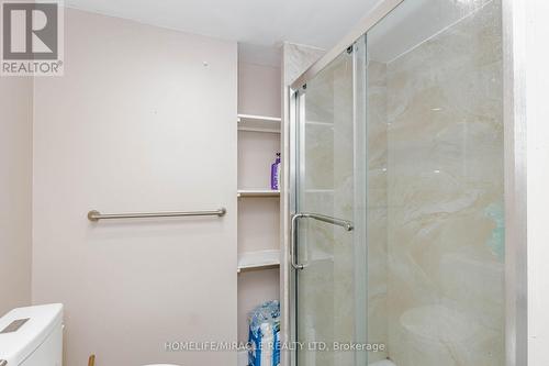 125 Hawkins Drive, Cambridge, ON - Indoor Photo Showing Bathroom