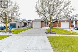 125 HAWKINS DRIVE  Cambridge, ON N1T 1Z8