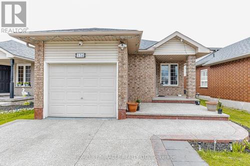125 Hawkins Drive, Cambridge, ON - Outdoor