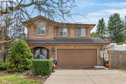 249 LLOYMINN AVENUE  Hamilton, ON L9G 4C4