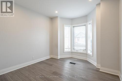 536 Cannon Street E, Hamilton, ON - Indoor Photo Showing Other Room