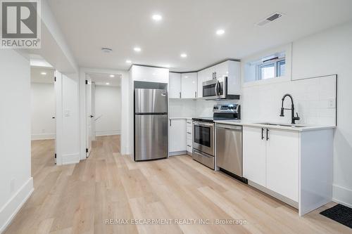 204 Balsam Avenue, Hamilton, ON - Indoor Photo Showing Kitchen With Stainless Steel Kitchen