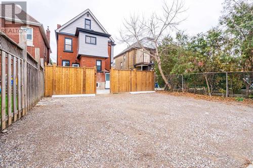 204 Balsam Avenue, Hamilton, ON - Outdoor